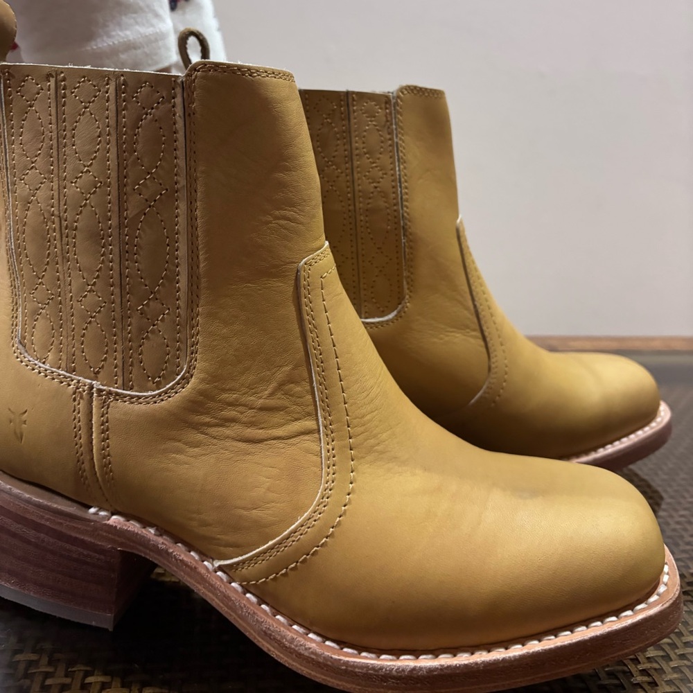 Frye Mustard Yellow Leather Chelsea Ankle Boots